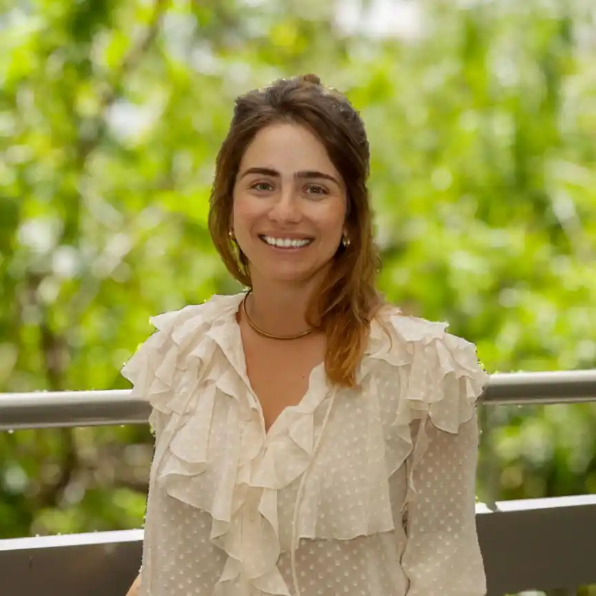 Dr Maria Vieira